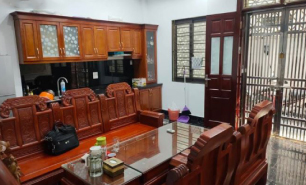 4 Tỷ quá đẹp bất động sản Hà Nội đê Nguyễn Khoái, tặng Full nội thất, 37m2x5 tầng