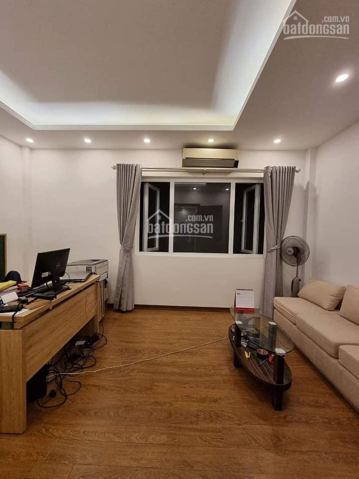 BÁN NHÀ QUẬN CẦU GIẤY HÀ NỘI - Ô TÔ VÀO ĐƯỢC - NẰM Ở PHỐ KINH DOANH NGUYỄN THỊ ĐỊNH