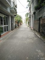 Bán Đất Giang Biên Hà Nội, 40 m², thuận tiện, Sổ đỏ chính chủ, pháp lý rõ ràng.