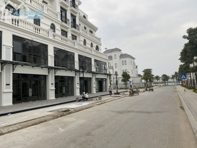 Bán Shophouse Hà Nội lô Ngoại giao hàng hiếm DTSD 450m2 Vinhomes OceanPark