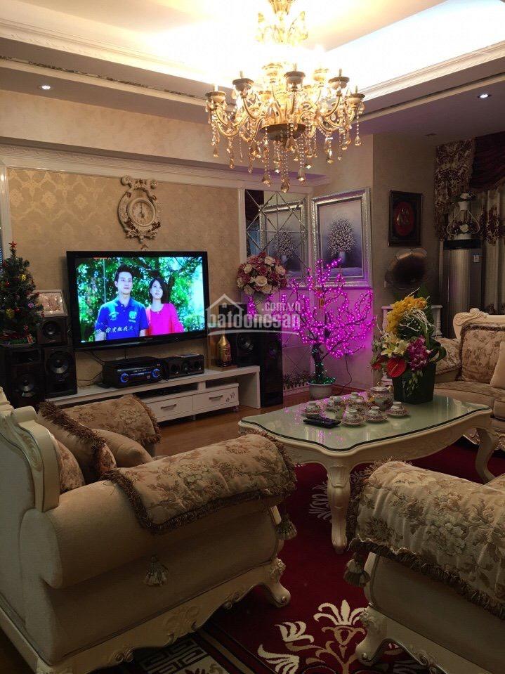 Bán căn hộ 130m2, tòa A1 chung cư 130 Nguyễn Đức Cảnh nội thất nhập ngoại giá 2,85 tỷ