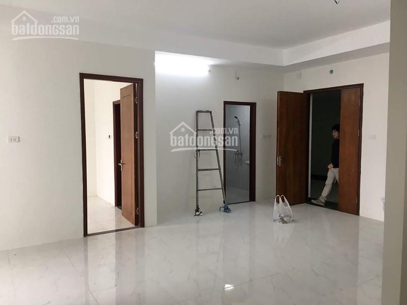 Bán chung cư CT 36 Xuân La có sẵn logia và lưới bảo vệ an toàn cho trẻ em