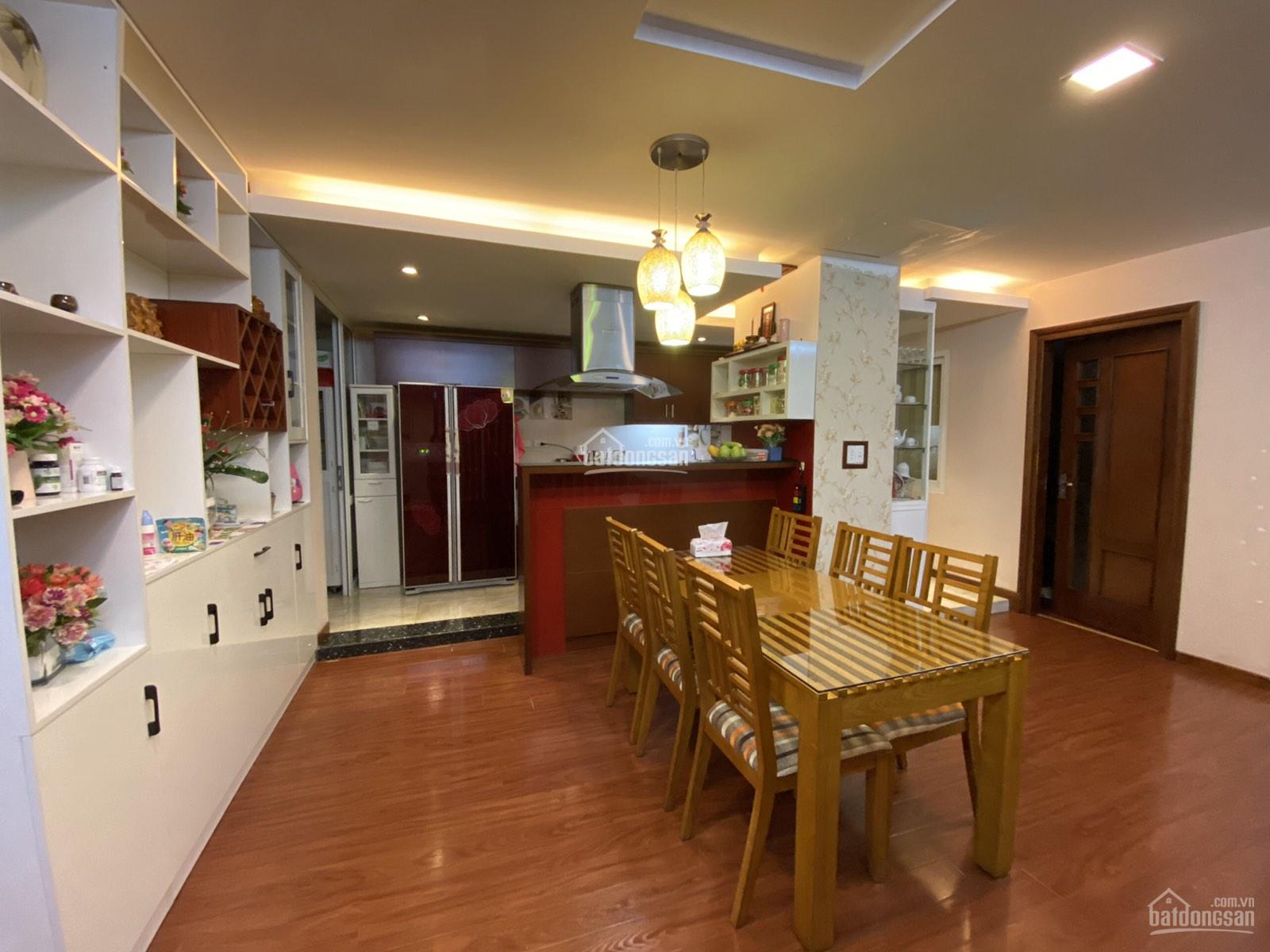 Bán chung cư FLC Lê Đức Thọ, căn góc 153m2, nhà đã sửa đẹp, giá thỏa thuận.