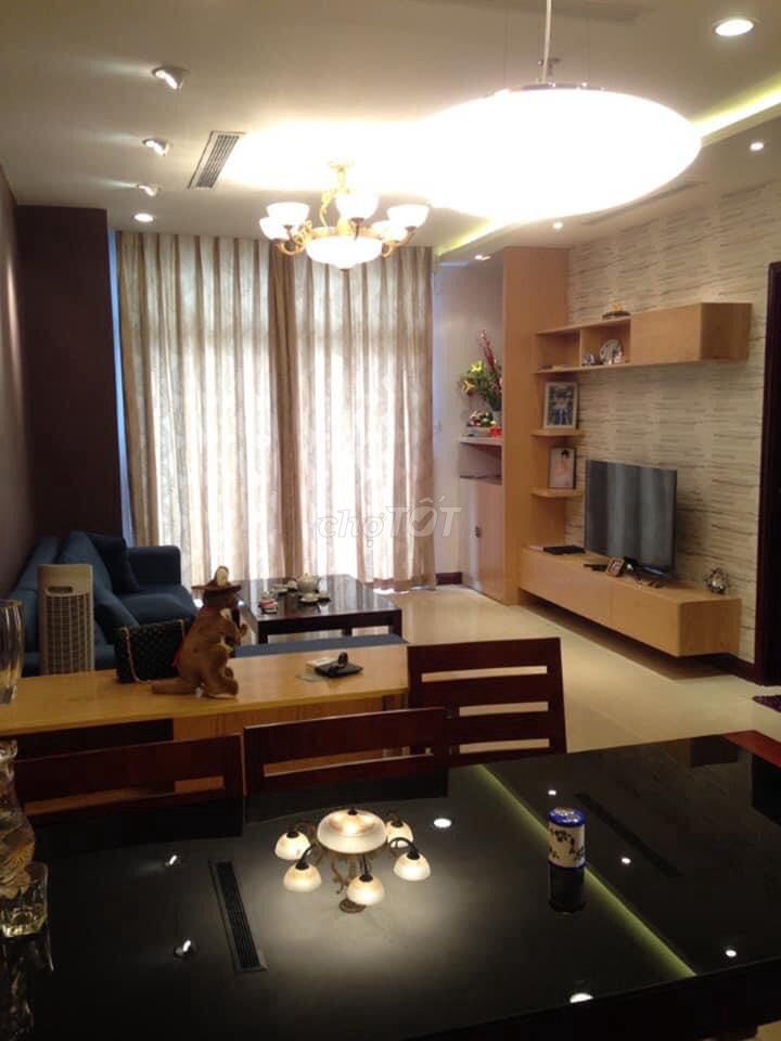 Bán chung cư Royal City Tặng full nội thất phong cách trang trọng hiện đại