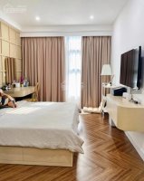Bán chung cư sài đồng 96m2 căn góc T8 pháp lý đầy đủ đợi khách tới ở