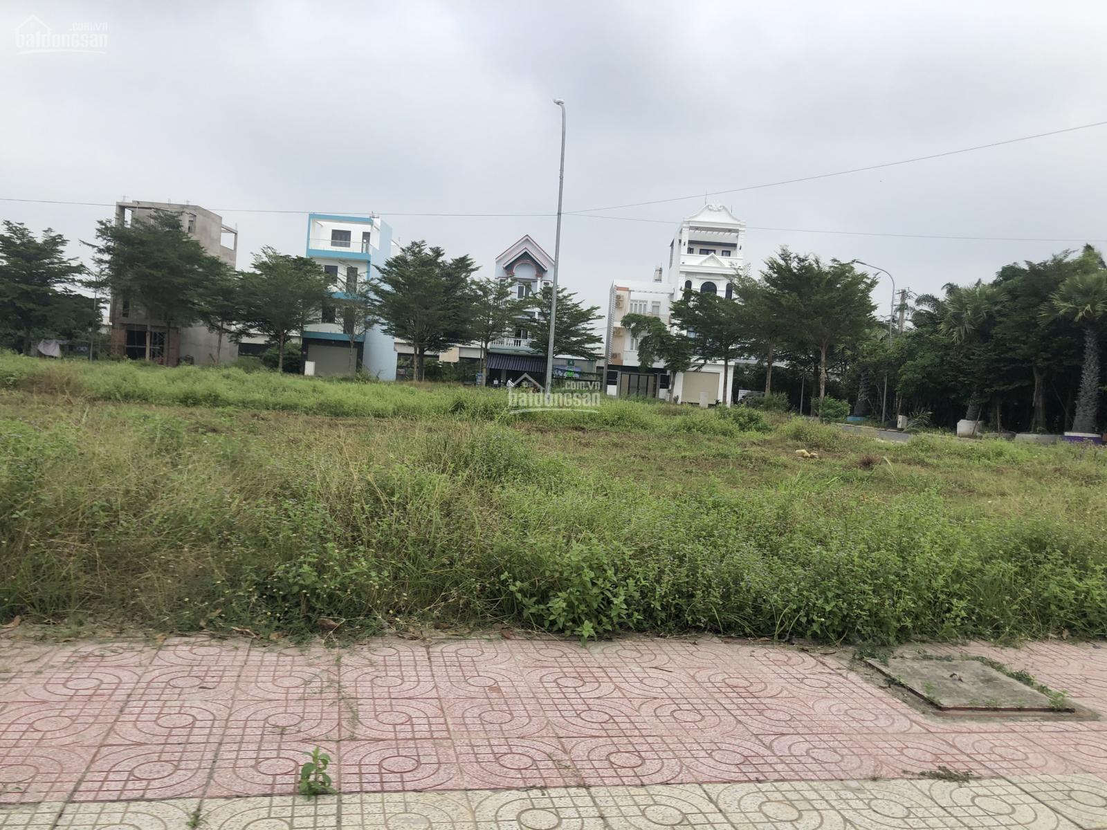 Bán đất bình chánh 2 lô cặp gần cầu Bà Lát thuận tiện kinh doanh, thổ cư 100%