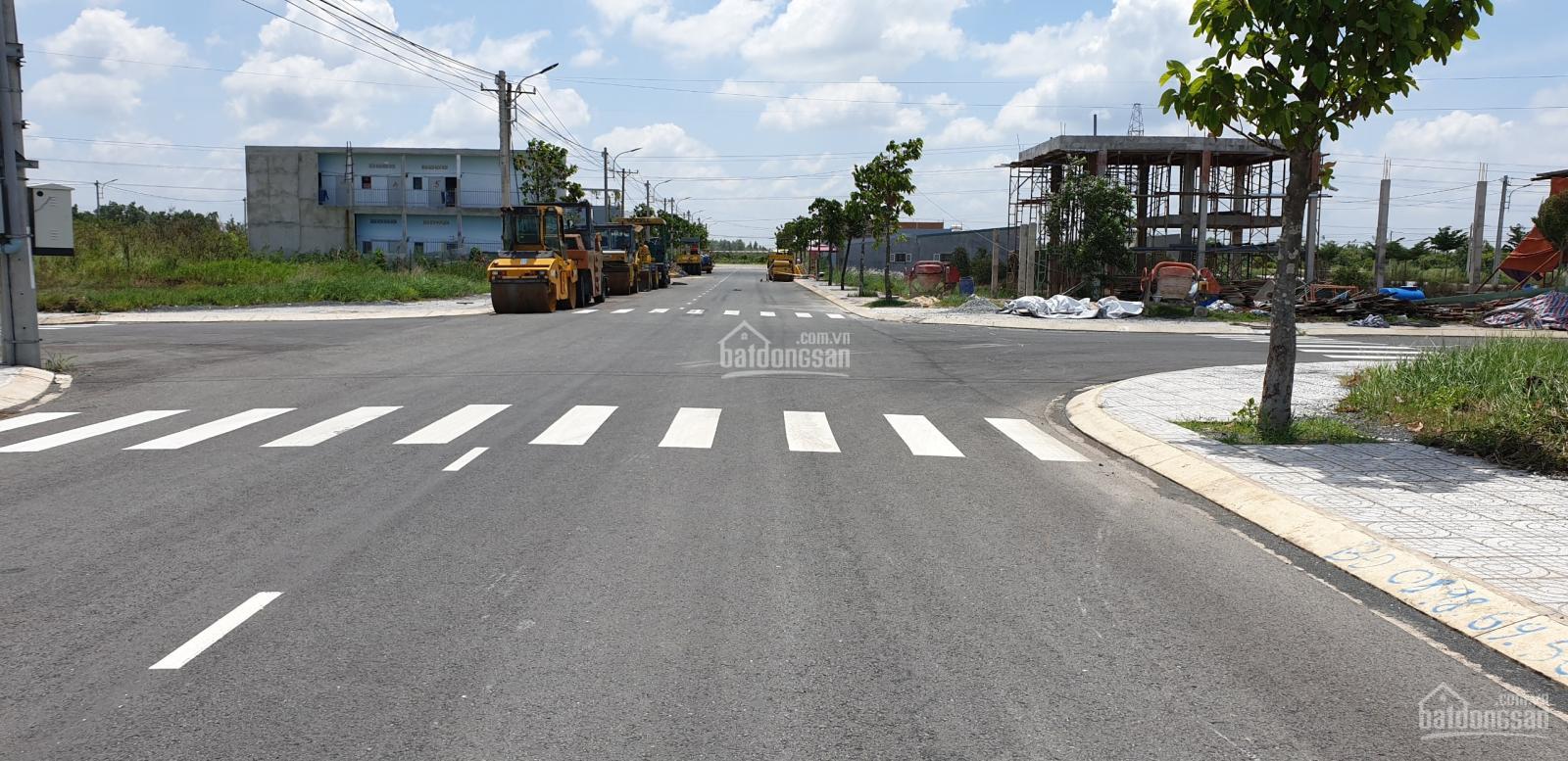 Bán đất dự án Bella Vista, Tiện ích xung quanh đầy đủ, vị trí kinh doanh tốt, view sông, giá rẻ.