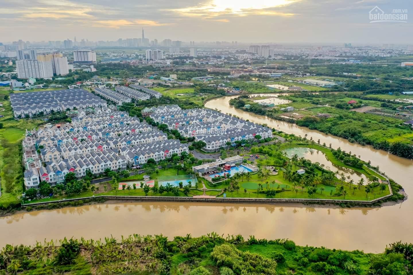 Biệt thự đơn lập 304 giá tốt nhất chính chủ cần bán nhà Park Riverside