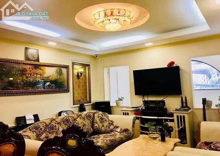CHỐT NGAY!Bán nhà chính chủ quận Hai Bà Trưng, Vân Đồn, gần mặt phố 5T x MT 7.5m