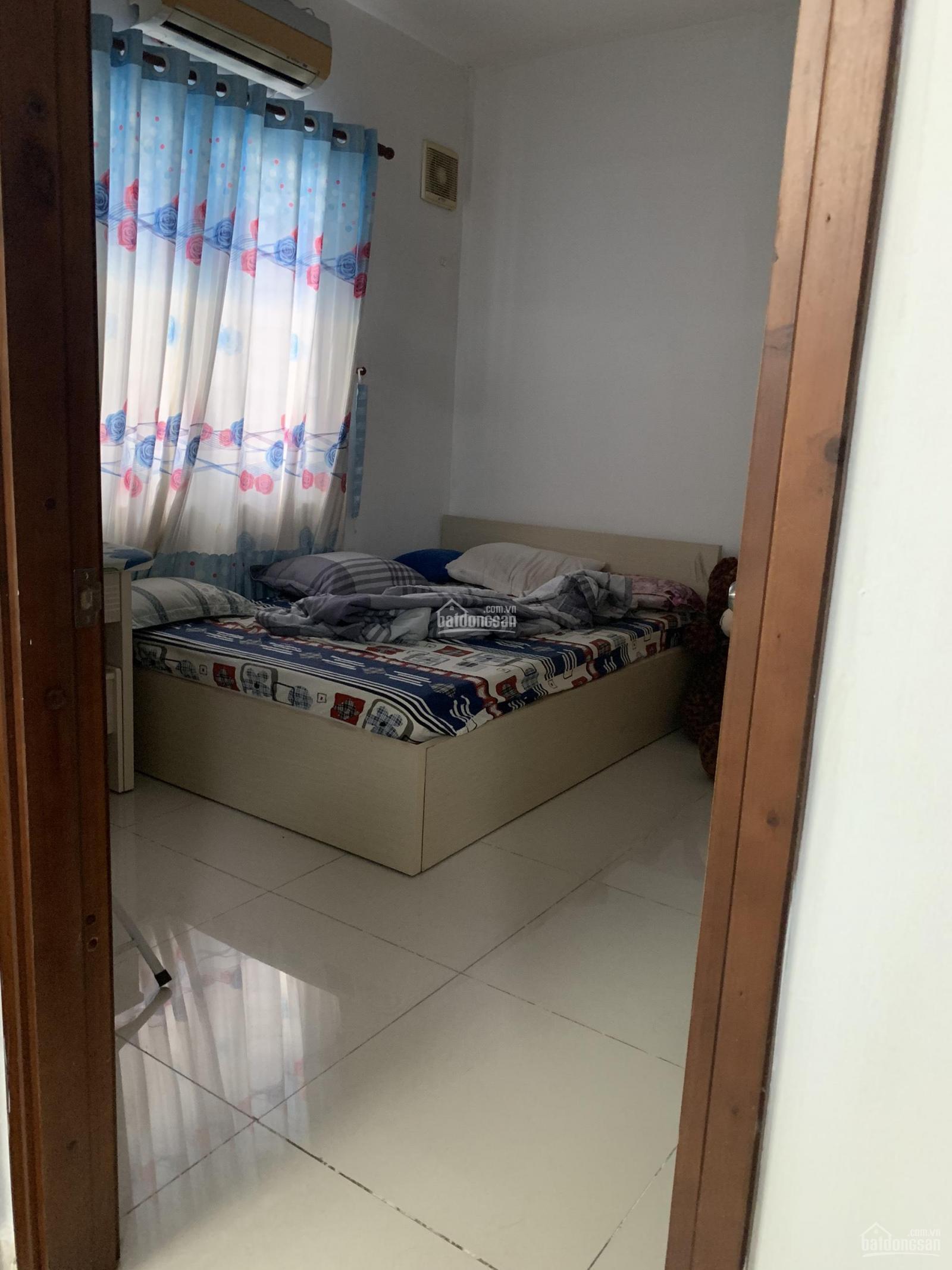 Chính chủ kẹt tiền nên cần bán chung cư Phú Thạnh, full nội thất