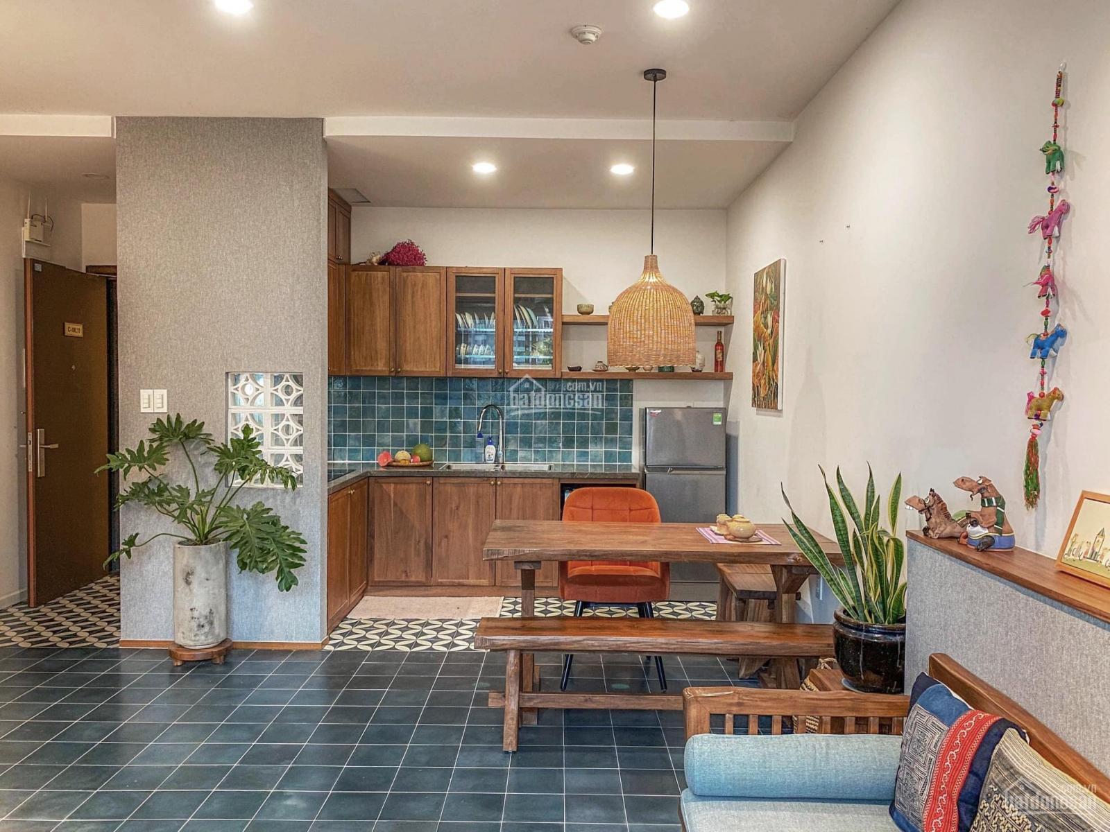 Cho con trai đi Du học Cần bán 1 căn hộ Diamond full Nội thất, chỉ cần xách Vali vào ở