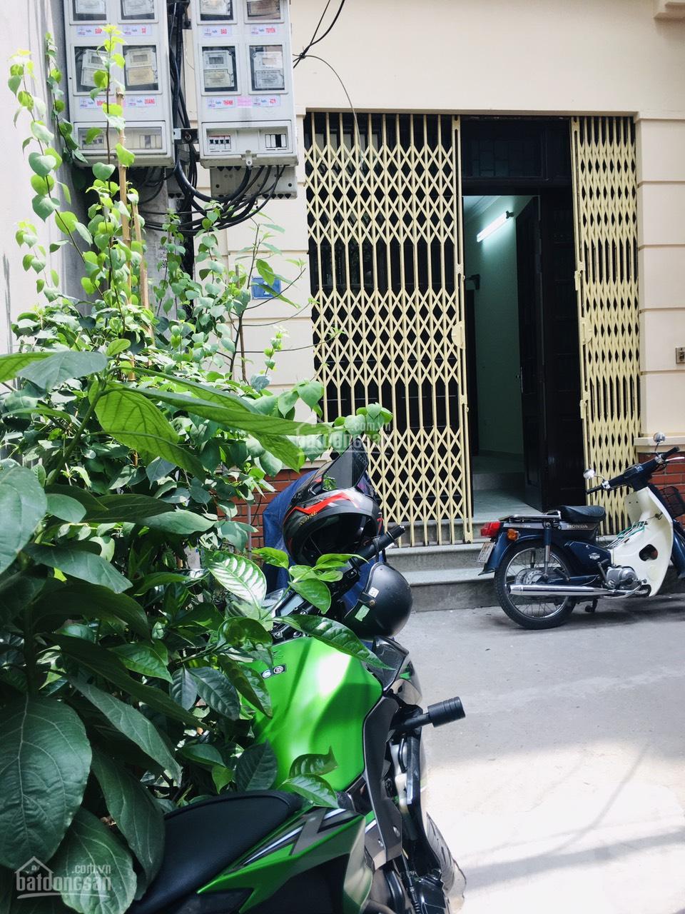 Cho thuê nhà giá rẻ Hà Nội, nhà nguyên căn, Đào Tấn, Ba Đình,  12,5tr/tháng