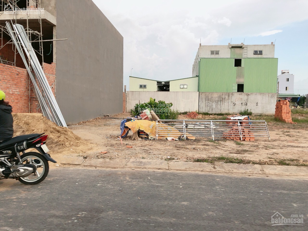 HOT! Bán đất bình chánh Gia đình nhượng lại 200m2 đất gần KCN Lê Minh Xuân 3, BV Chợ Rẫy 2