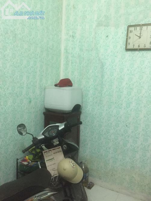 bán nhà quận hoàn kiếm dưới 2 tỷ CÁCH MẶT PHỐ CHỈ 50m